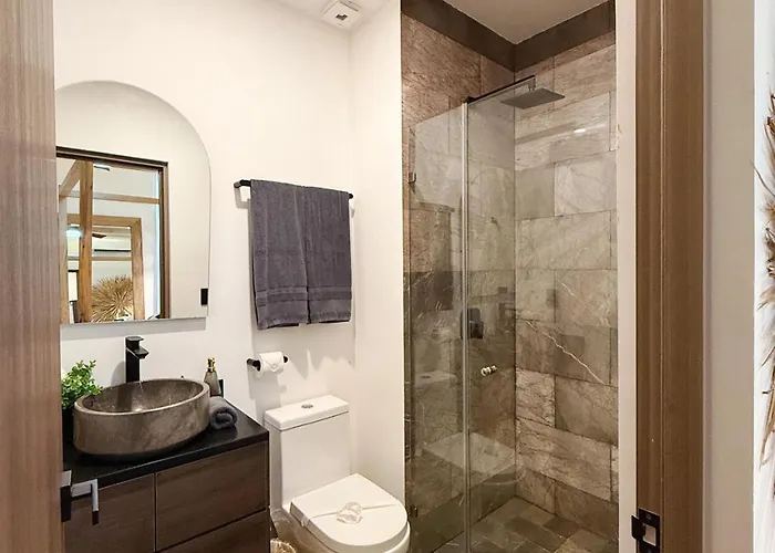 New 2bdr Unit Step Away From Caribbean Beaches Apartamento