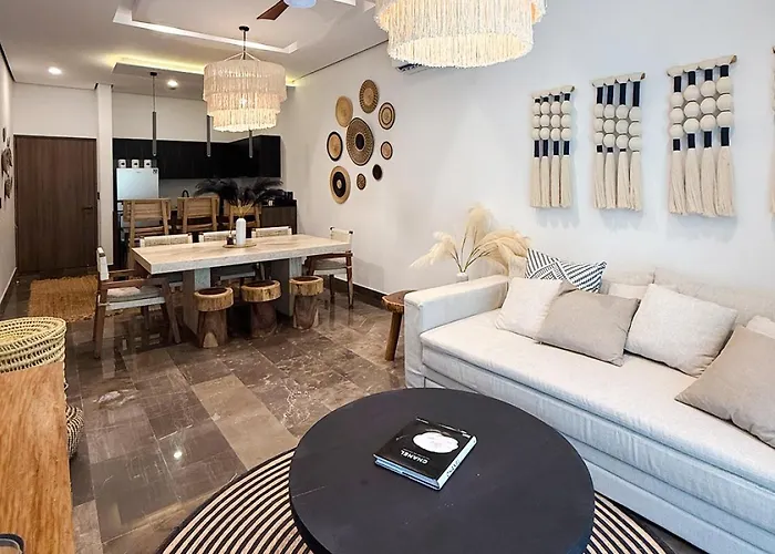 New 2bdr Unit Step Away From Caribbean Beaches Apartamento